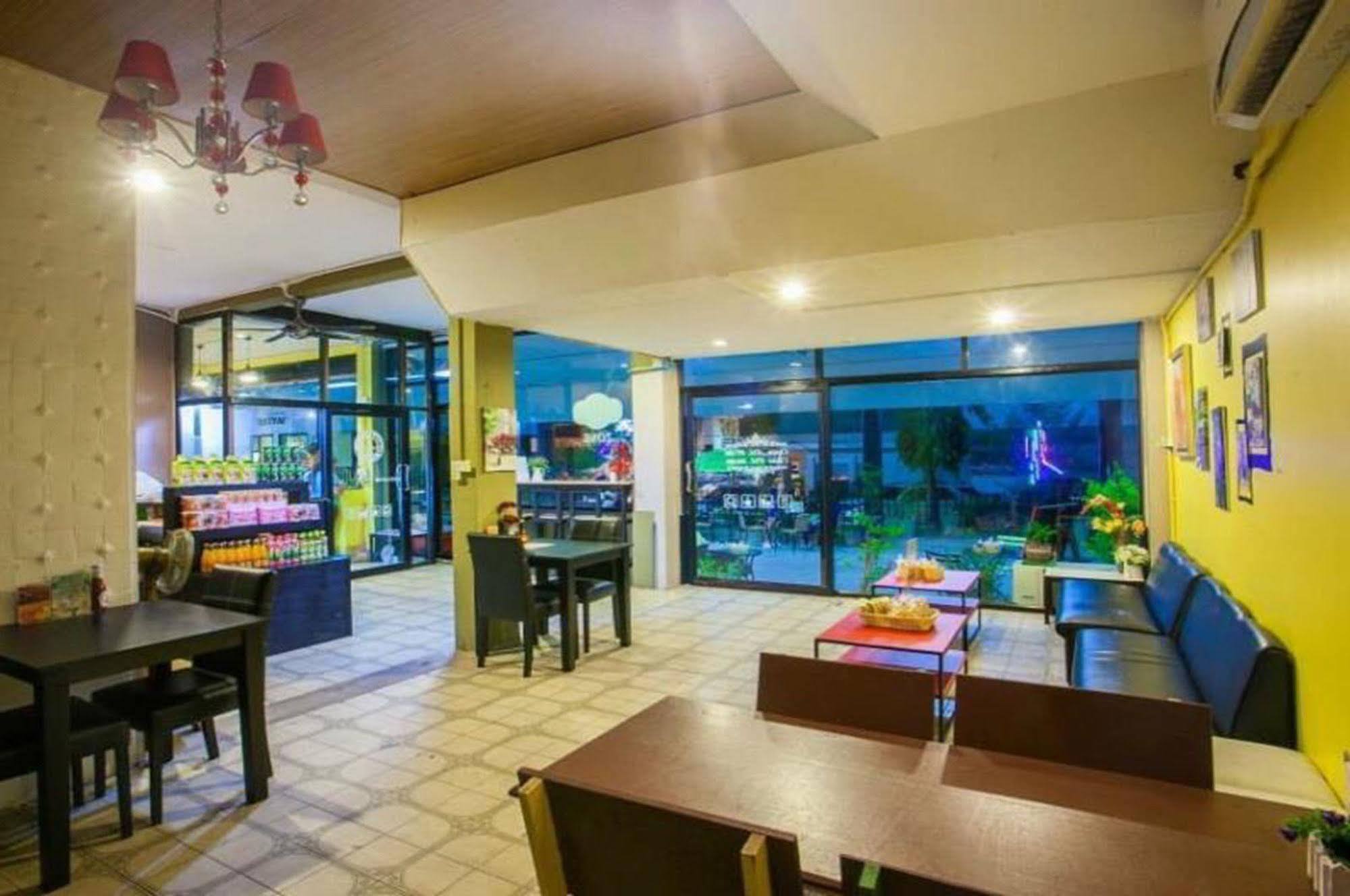The Train Hotel Hatyai Hat Yai Ngoại thất bức ảnh