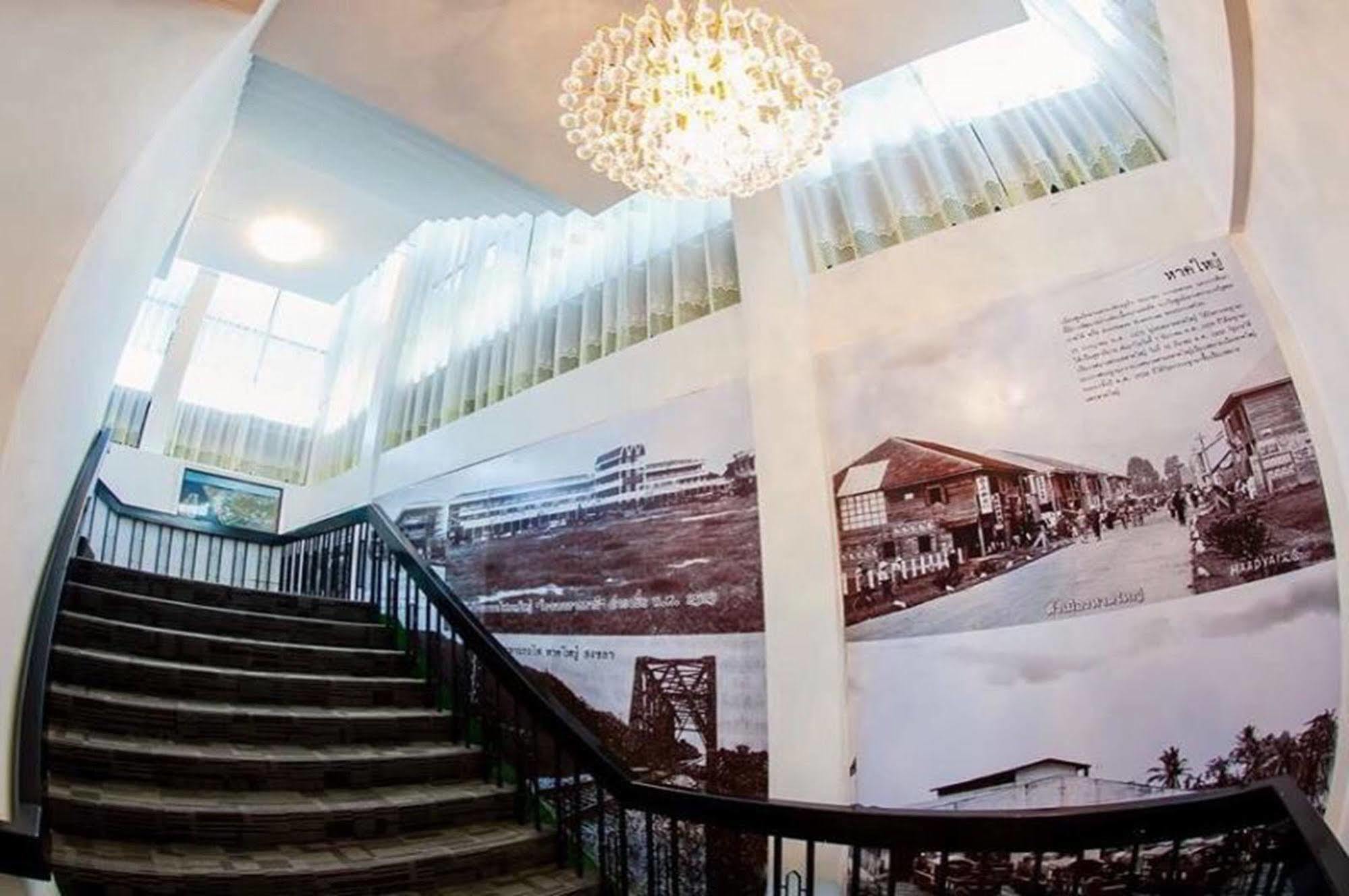The Train Hotel Hatyai Hat Yai Ngoại thất bức ảnh